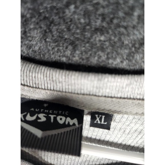 Kustom Shirt Mens XL Gray Regular Fit Short Sleeve Stretch V Neck Y2K NWT - Picture 6 of 12